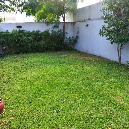 Departamento Amoblado Duplex Apartment อะซุนซิออง ภายนอก รูปภาพ